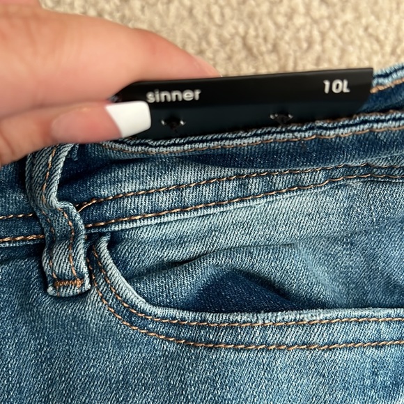 MISSGUIDED JEANS - Picture 5 of 6
